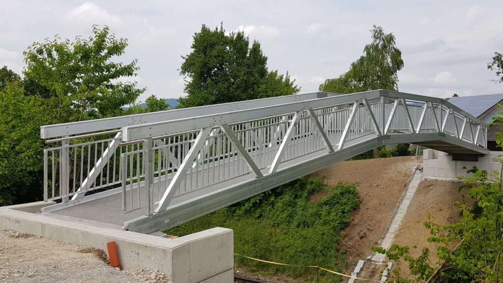 Aluminiumbrücke mit geringem Wartungsaufwand und langer Lebensdauer.