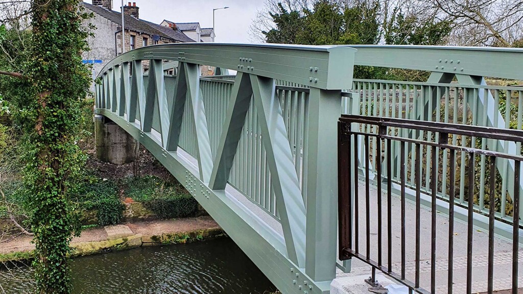 Korrosionsbeständige Aluminiumbrücke für den täglichen Einsatz.