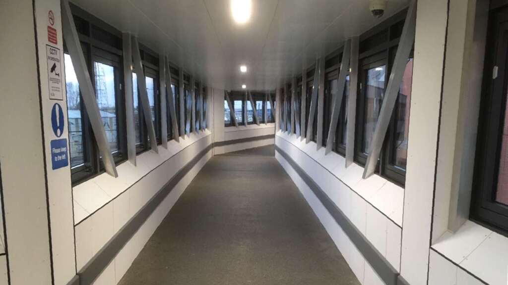 Projekt Doncaster im england mit 13 Aluminiumbrüücken